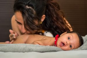beneficii masaj bebelus